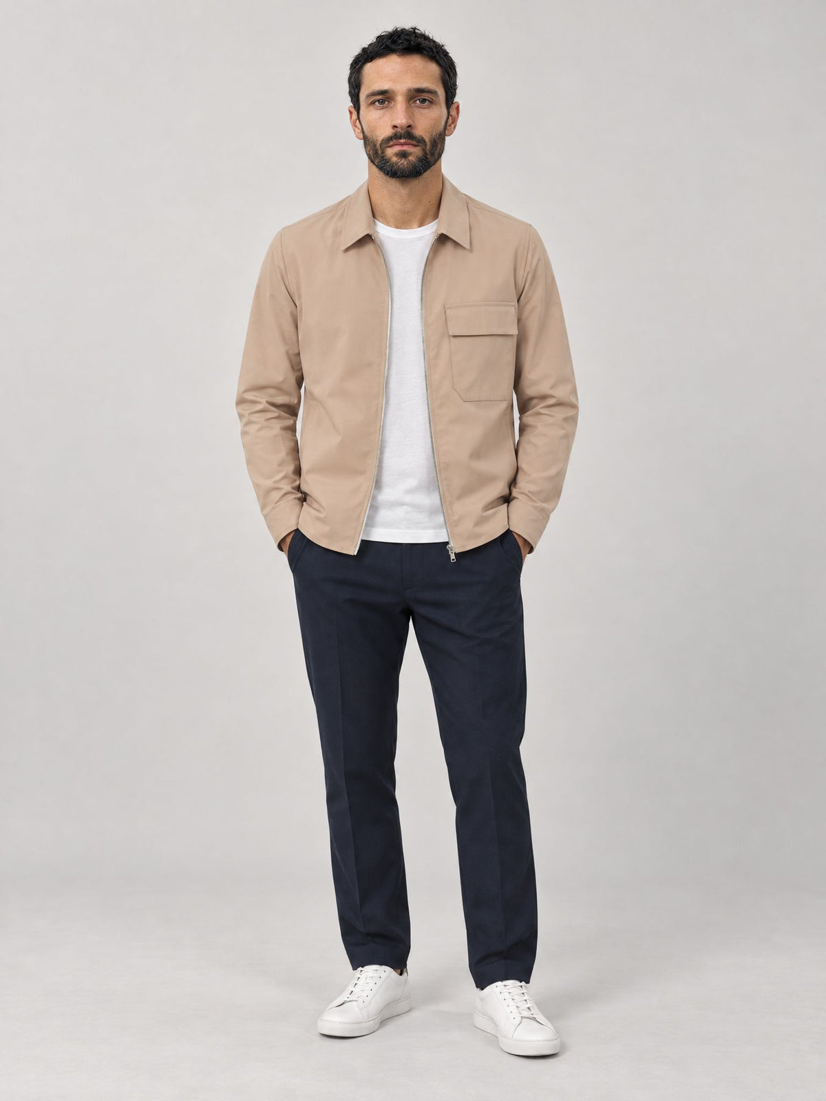 Marco indossa Gabi Tecnico Beige – Scarano Napoli #Colore_Beige