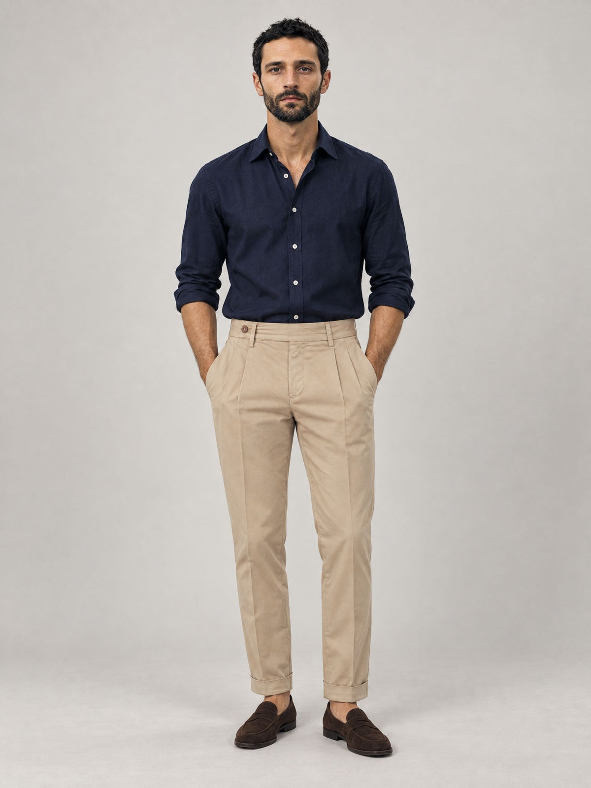 Marco indossa Pantalone Raso Beige – Scarano Napoli #Colore_Beige